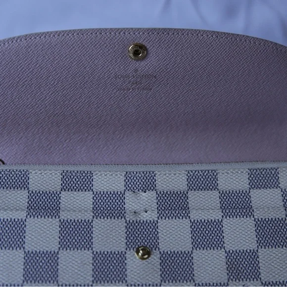 Louis Vuitton Azur Emilie Rose Ballerina Wallet - Picture 3 of 9